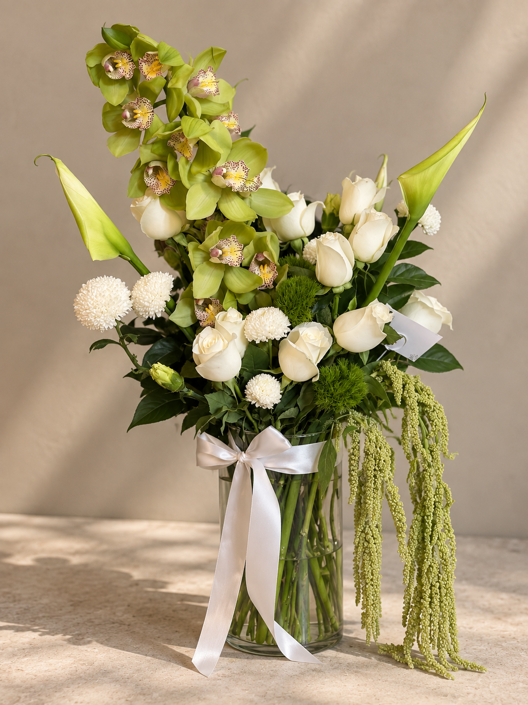 Cymbidium y Rosas
